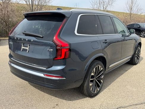 New 2026 Volvo XC90 T8 Plus w/ Protection Package Premier image 4