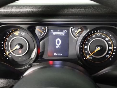 Used 2025 Jeep Wrangler Unlimited Sport AWD/4WD image 11