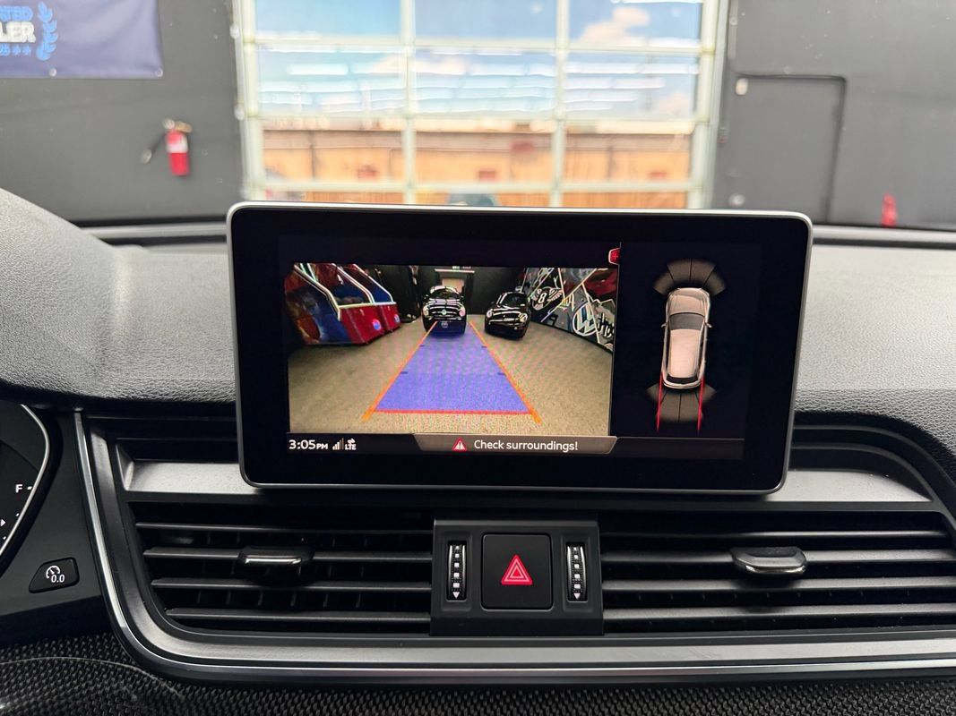 Used 2018 Audi SQ5 Premium Plus w/ Navigation Package AWD/4WD image 29