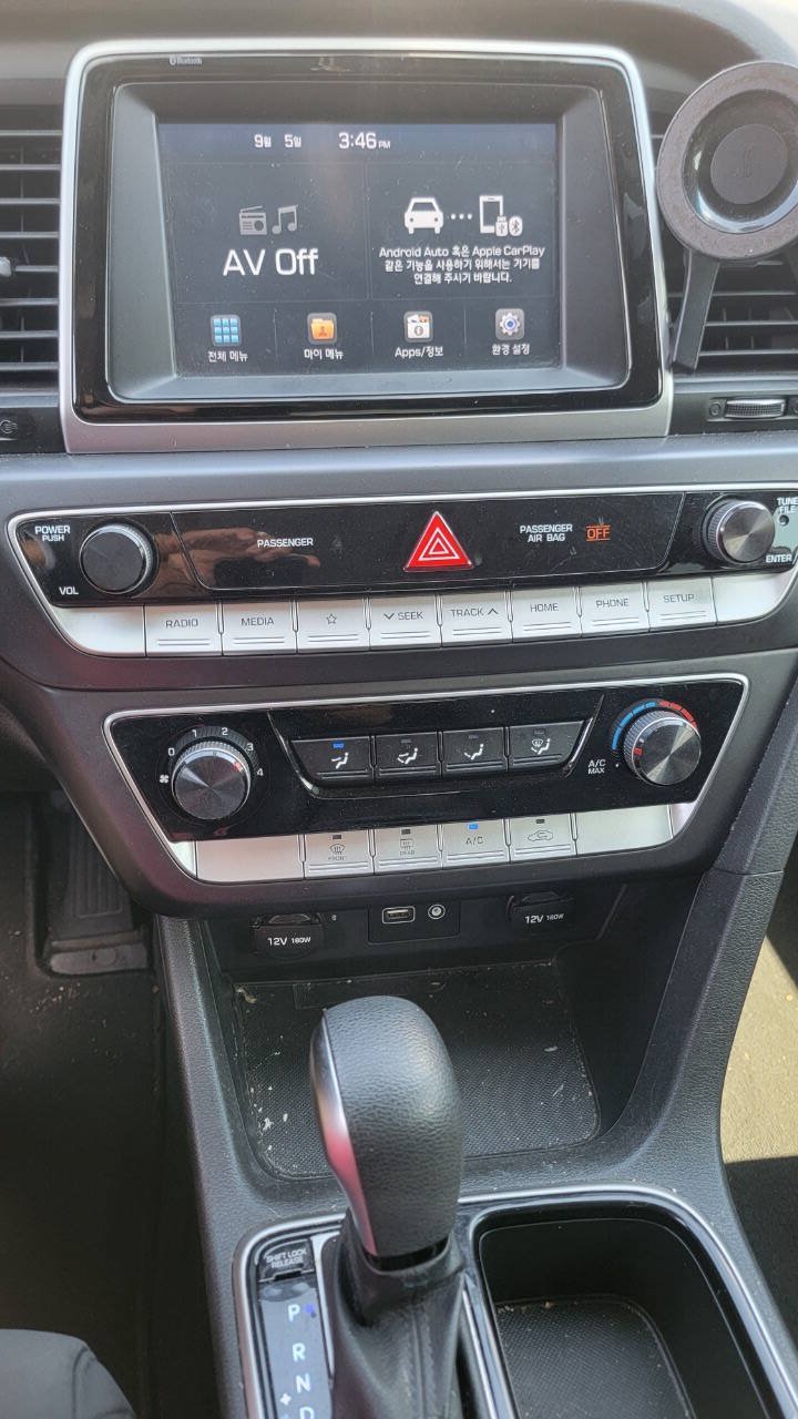 Used 2018 Hyundai Sonata SE FWD image 11