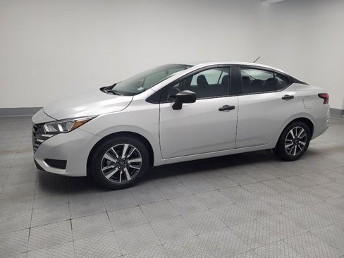 Used 2024 Nissan Versa S w/ S Plus Package FWD image 2