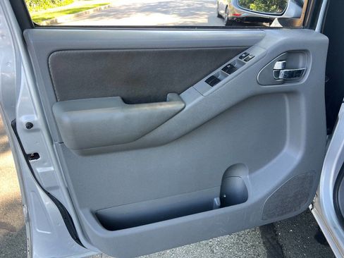 Used 2008 Nissan Frontier LE image 28
