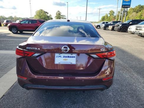 Used 2022 Nissan Sentra SV image 8