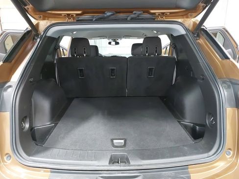 Used 2019 Chevrolet Blazer LT image 12