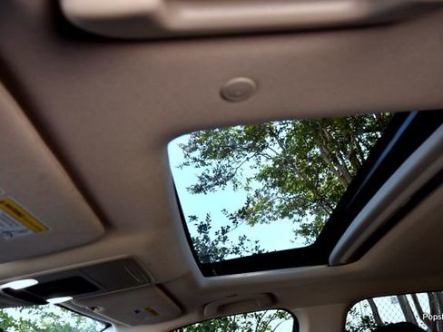 Used 2025 Honda CR-V EX image 13