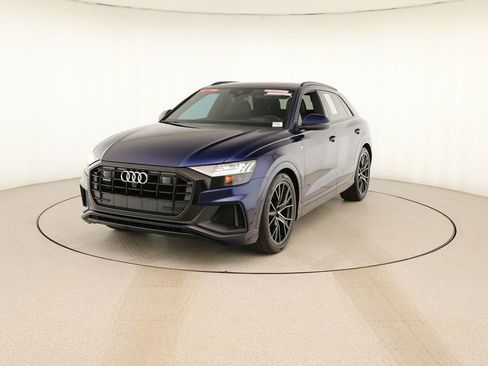 Used 2019 Audi Q8 Prestige image 12