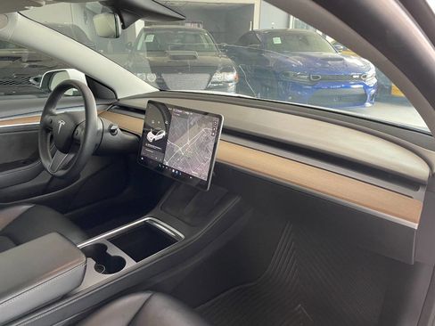 Used 2022 Tesla Model 3 image 30