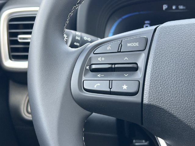 Used 2026 Hyundai Venue SEL FWD image 20