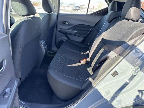 Used 2024 Nissan Kicks SV FWD image 23
