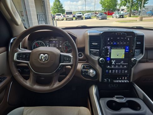 Used 2021 RAM 1500 Laramie w/ Laramie Southwest Edition AWD/4WD image 16