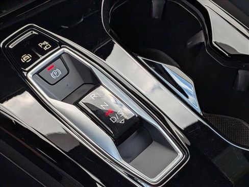 Certified 2025 Audi Q5 Premium w/ Convenience Package AWD/4WD image 12