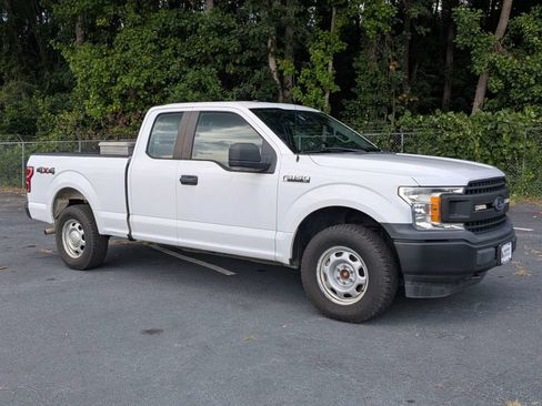 Used 2018 Ford F150 XL w/ Equipment Group 101A Mid AWD/4WD image 2