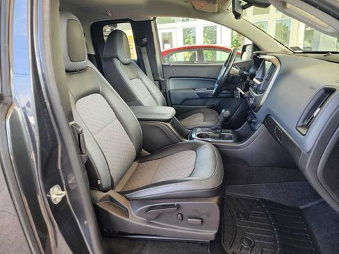 Used 2016 Chevrolet Colorado Z71 AWD/4WD image 17