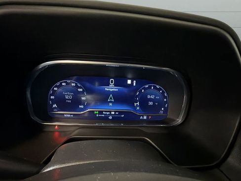 Used 2022 Chevrolet Tahoe Z71 w/ Luxury Package image 12