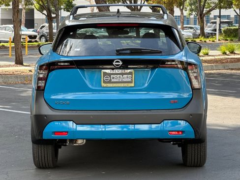 New 2026 Nissan Kicks SR image 5