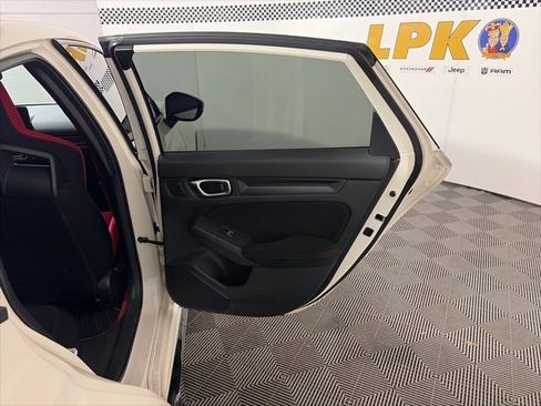 Used 2024 Honda Civic Type R image 10