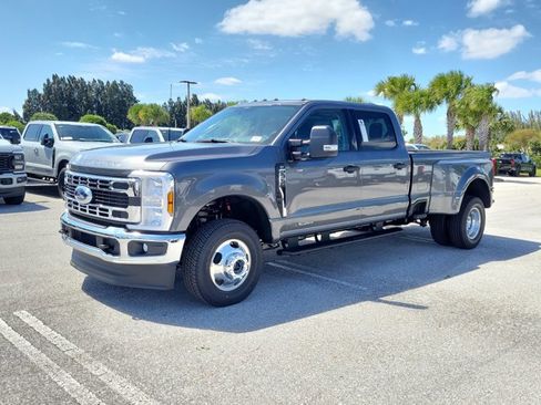 New 2026 Ford F350 XLT AWD/4WD image 4