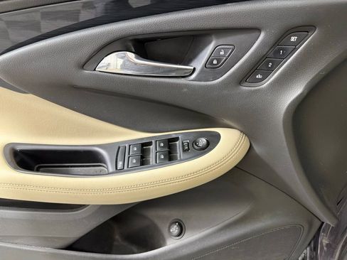 Used 2017 Buick Envision Essence image 14