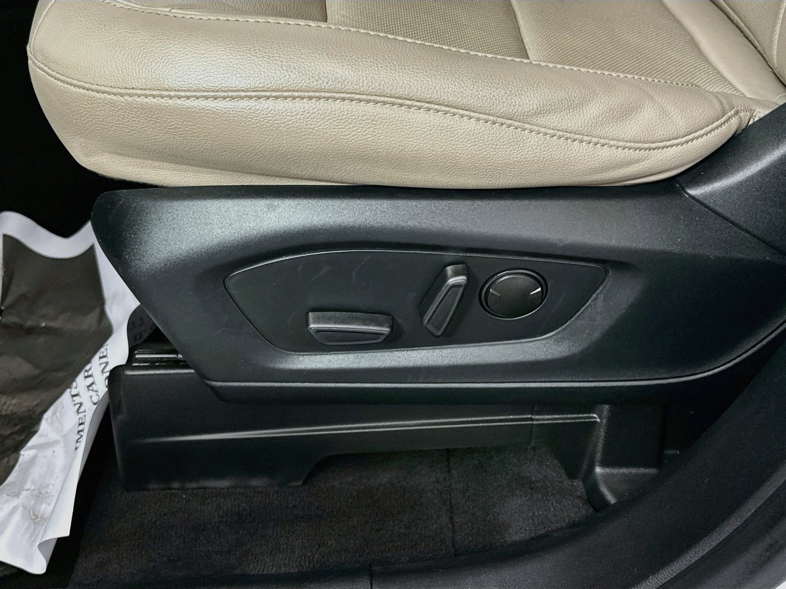 Used 2022 Ford Explorer Limited RWD image 19