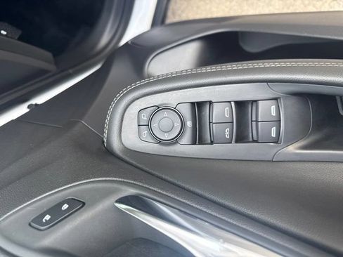 Used 2025 Buick Encore GX Preferred FWD image 25