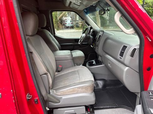 Used 2012 Nissan NV 2500 SV RWD image 48