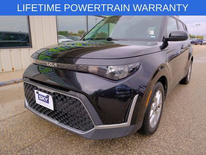 Used 2023 Kia Soul LX w/ LX Technology Package