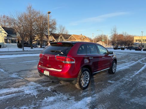 Used 2014 Lincoln MKX AWD w/ Equipment Group 102A image 7