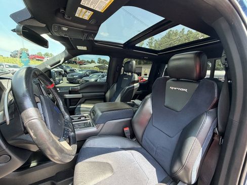 Used 2019 Ford F150 Raptor w/ Equipment Group 802A Luxury AWD/4WD image 13