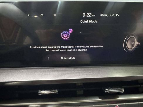 Used 2025 Kia Telluride S FWD image 37