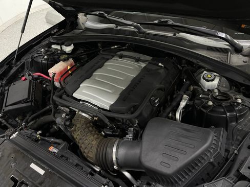 Used 2018 Chevrolet Camaro SS w/ Redline Edition RWD image 26