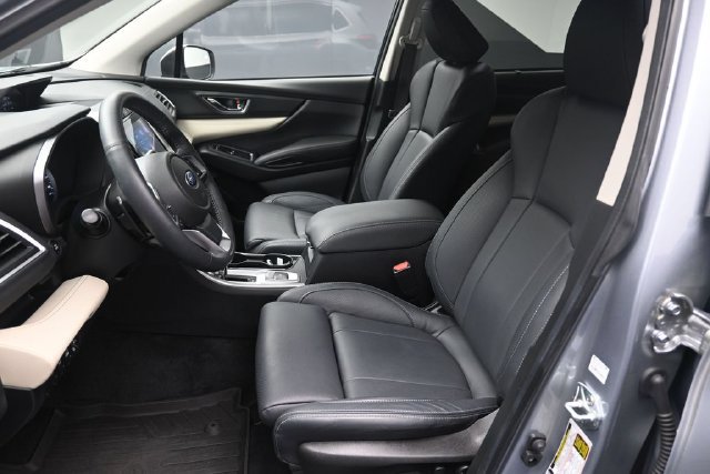 Used 2022 Subaru Ascent Limited AWD/4WD image 18
