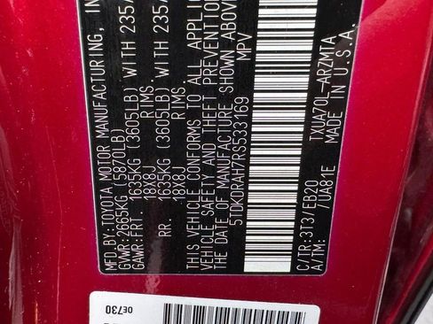 Used 2024 Toyota Highlander XLE image 24