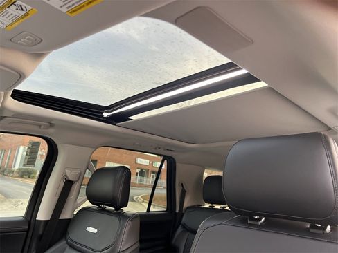 New 2025 Ford Expedition Max Platinum w/ Driver's Package image 13