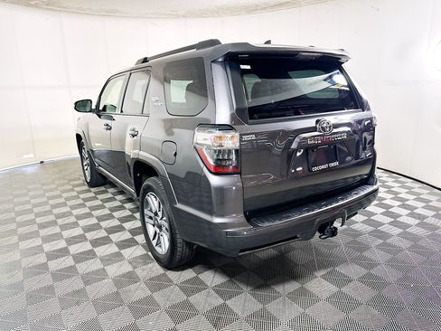 Used 2022 Toyota 4Runner TRD Sport RWD image 5