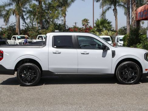 Used 2025 Ford Maverick Lariat w/ Black Appearance Package AWD/4WD image 9