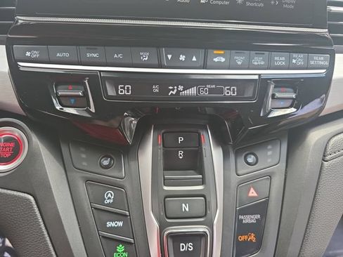 Used 2025 Honda Odyssey EX-L image 26