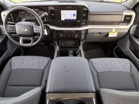 New 2026 Ford F250 XLT w/ FX4 Off-Road Package image 10
