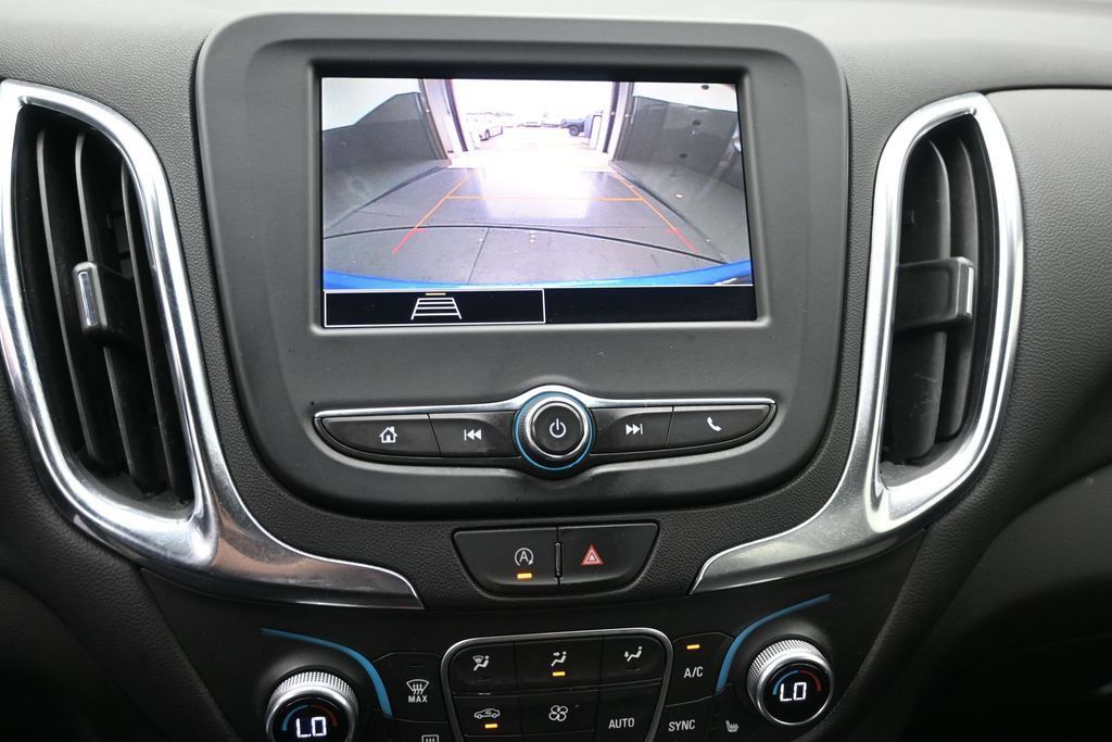 Used 2024 Chevrolet Equinox LT FWD image 10