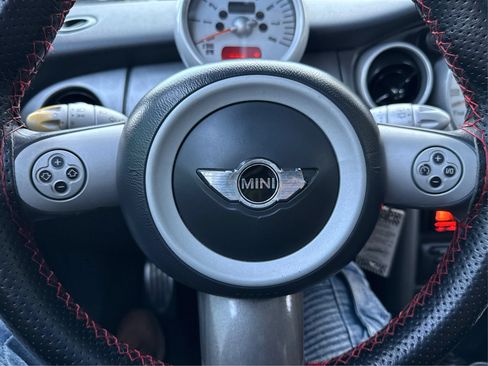 Used 2004 MINI Cooper S FWD image 18