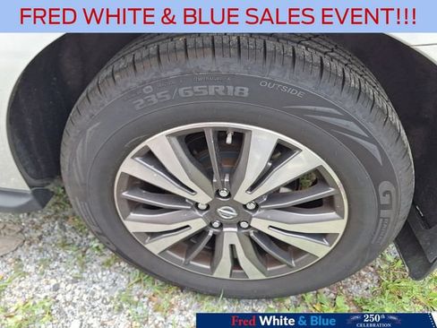 Used 2017 Nissan Pathfinder SV w/ Trailer Tow Package AWD/4WD image 5