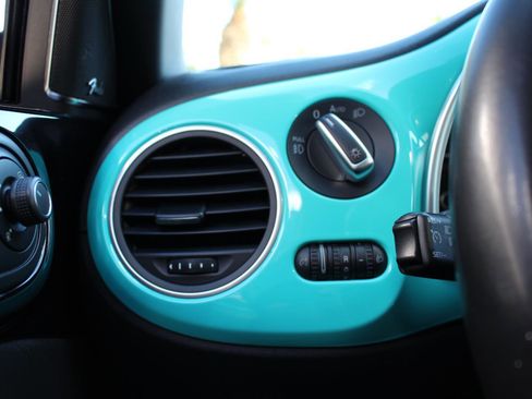 Used 2019 Volkswagen Beetle 2.0T Final Edition SEL image 27