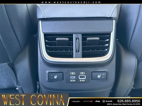 Used 2025 Subaru Outback Limited w/ Popular Package #2 AWD/4WD image 34