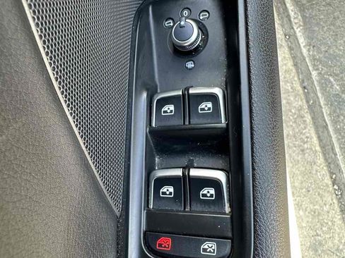 Used 2017 Audi A3 2.0T Premium w/ Convenience Package image 24