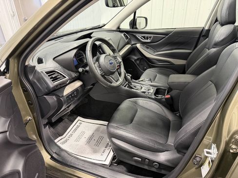 Used 2024 Subaru Forester Limited w/ Pop Package 2 AWD/4WD image 12