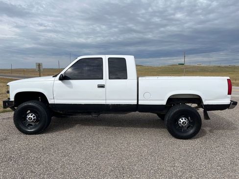 Used 1997 Chevrolet Silverado 2500 4x4 Extended Cab image 2