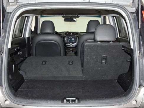 Used 2019 Kia Soul ! image 28