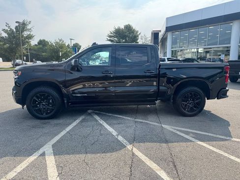 Used 2025 Chevrolet Silverado 1500 High Country w/ Midnight Edition AWD/4WD image 2
