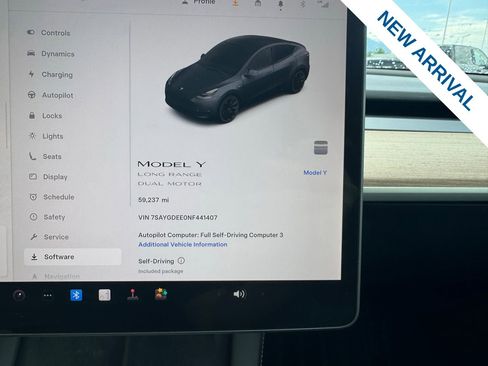 Used 2022 Tesla Model Y Long Range AWD/4WD image 22