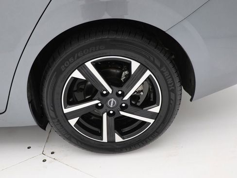 Used 2024 Nissan Sentra SV image 11