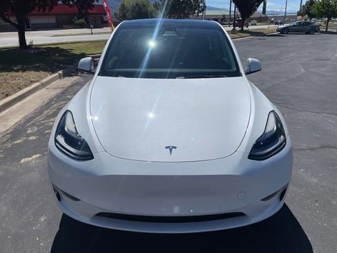 Used 2021 Tesla Model Y Performance AWD/4WD image 2